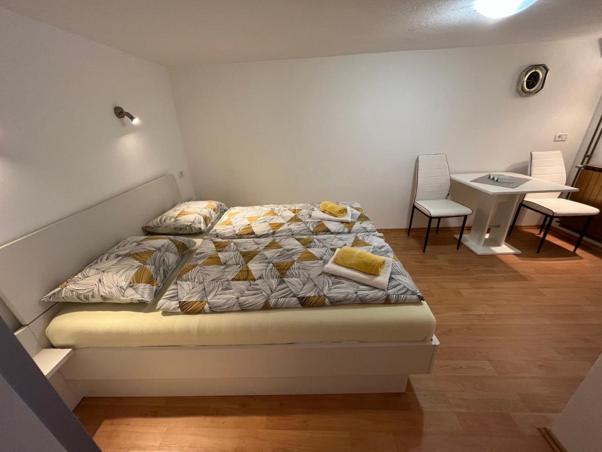 Apartmaji In Sobe Cuder Soca Bagian luar foto