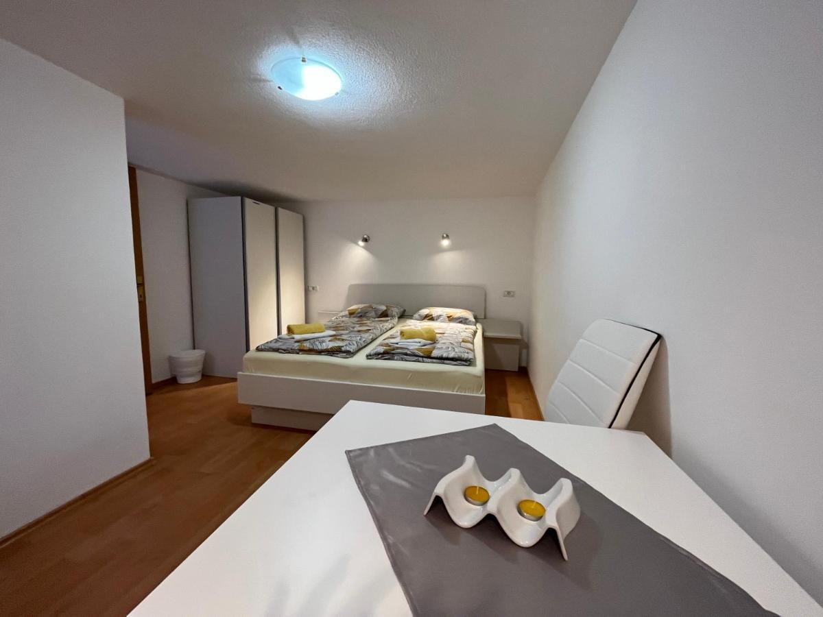 Apartmaji In Sobe Cuder Soca Bagian luar foto