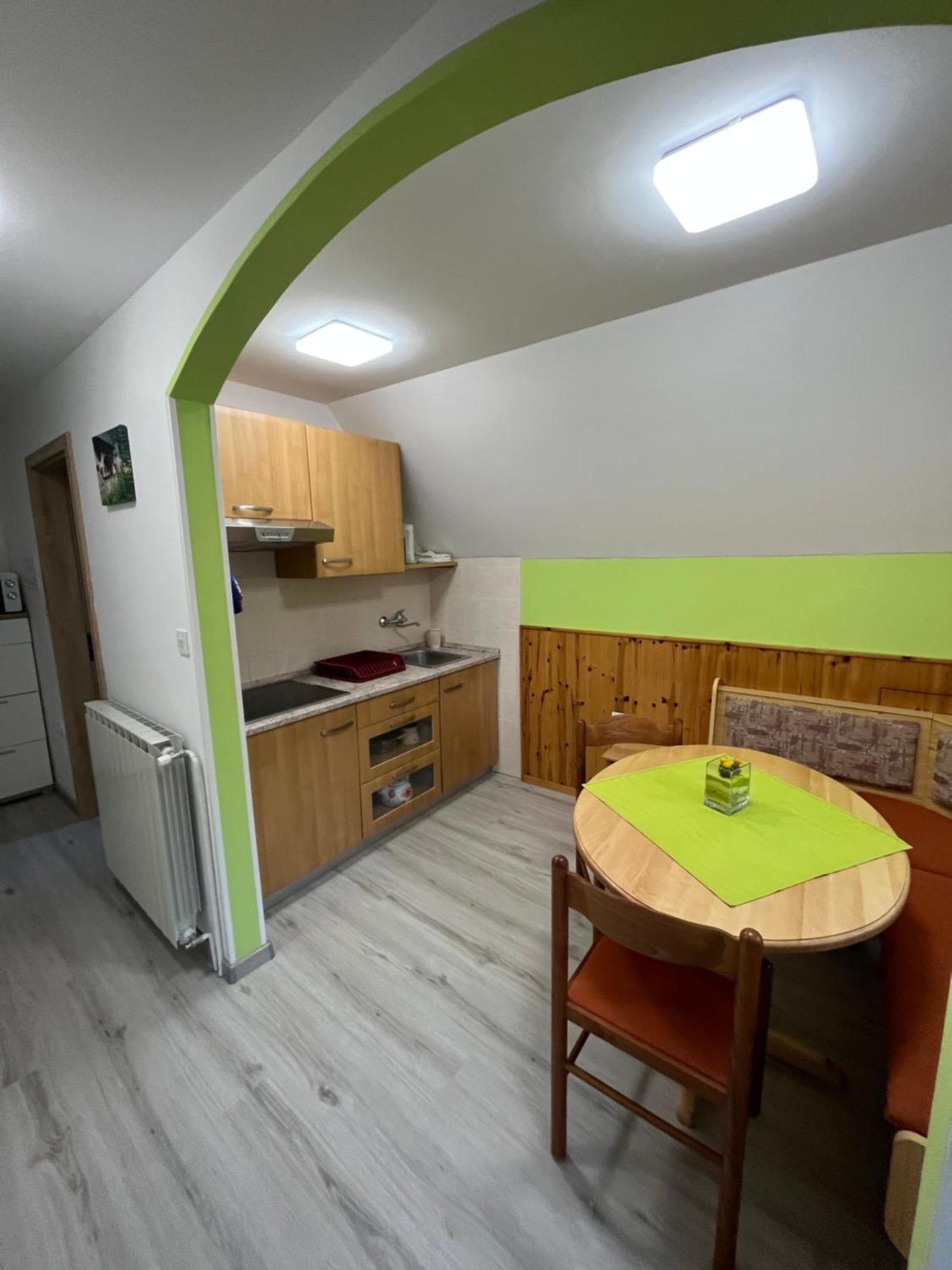 Apartmaji In Sobe Cuder Soca Ruang foto